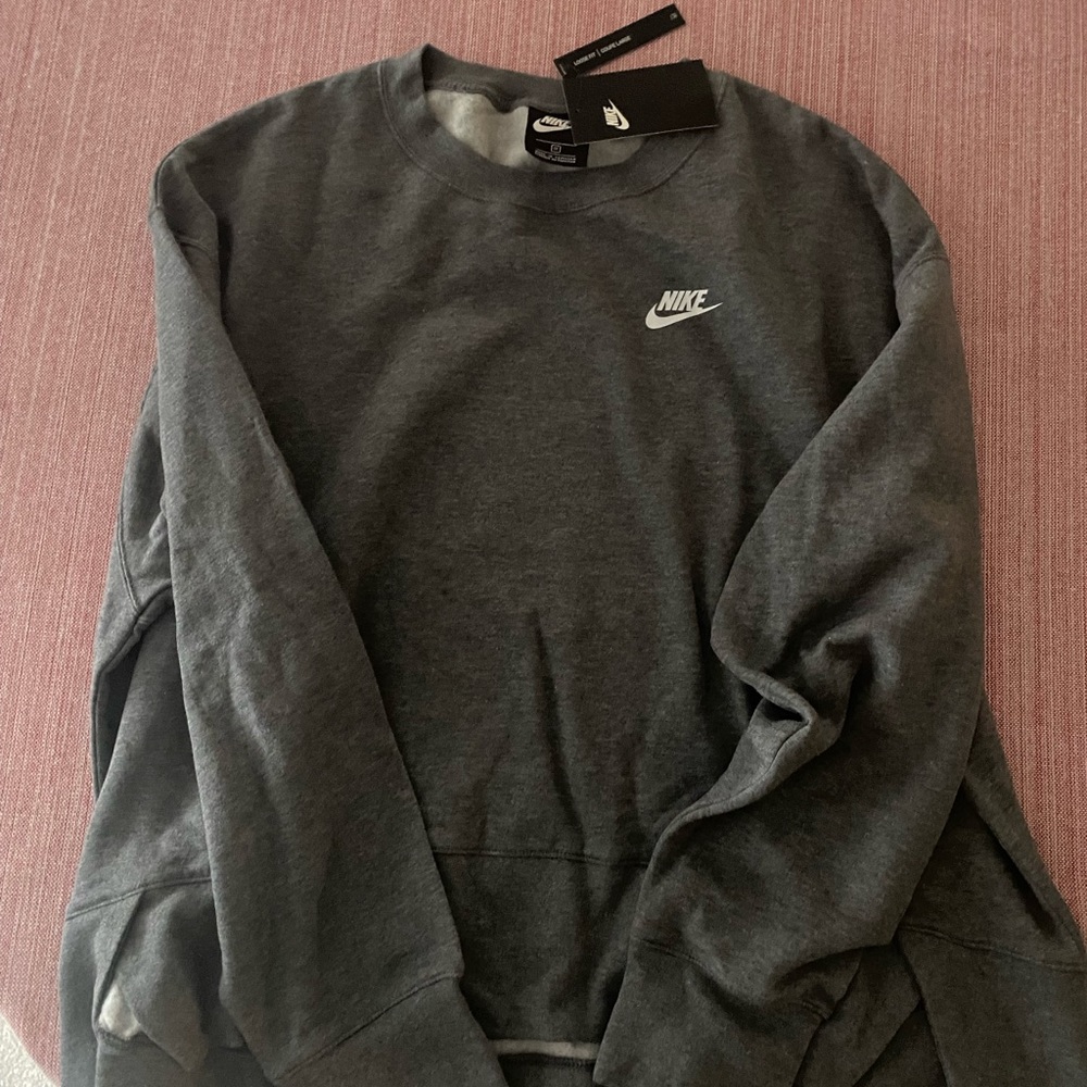 Nike Loose Fit Crewneck